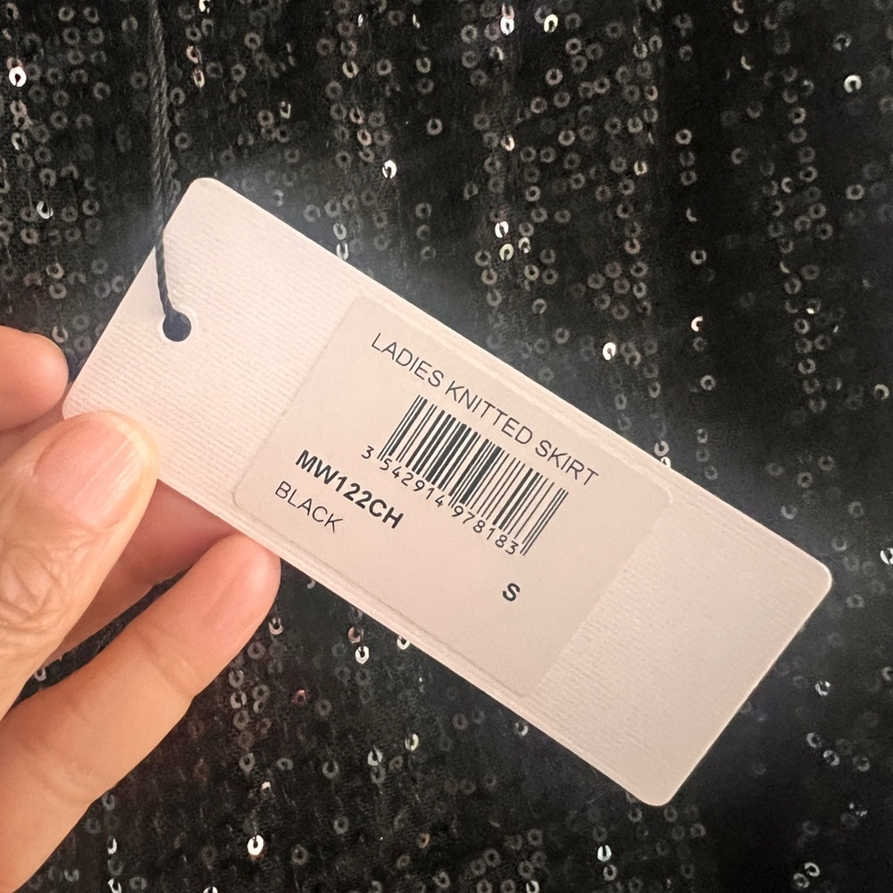 Molly Bracken Black Sequin Mini Skirt Small NWT - Picture 12 of 12